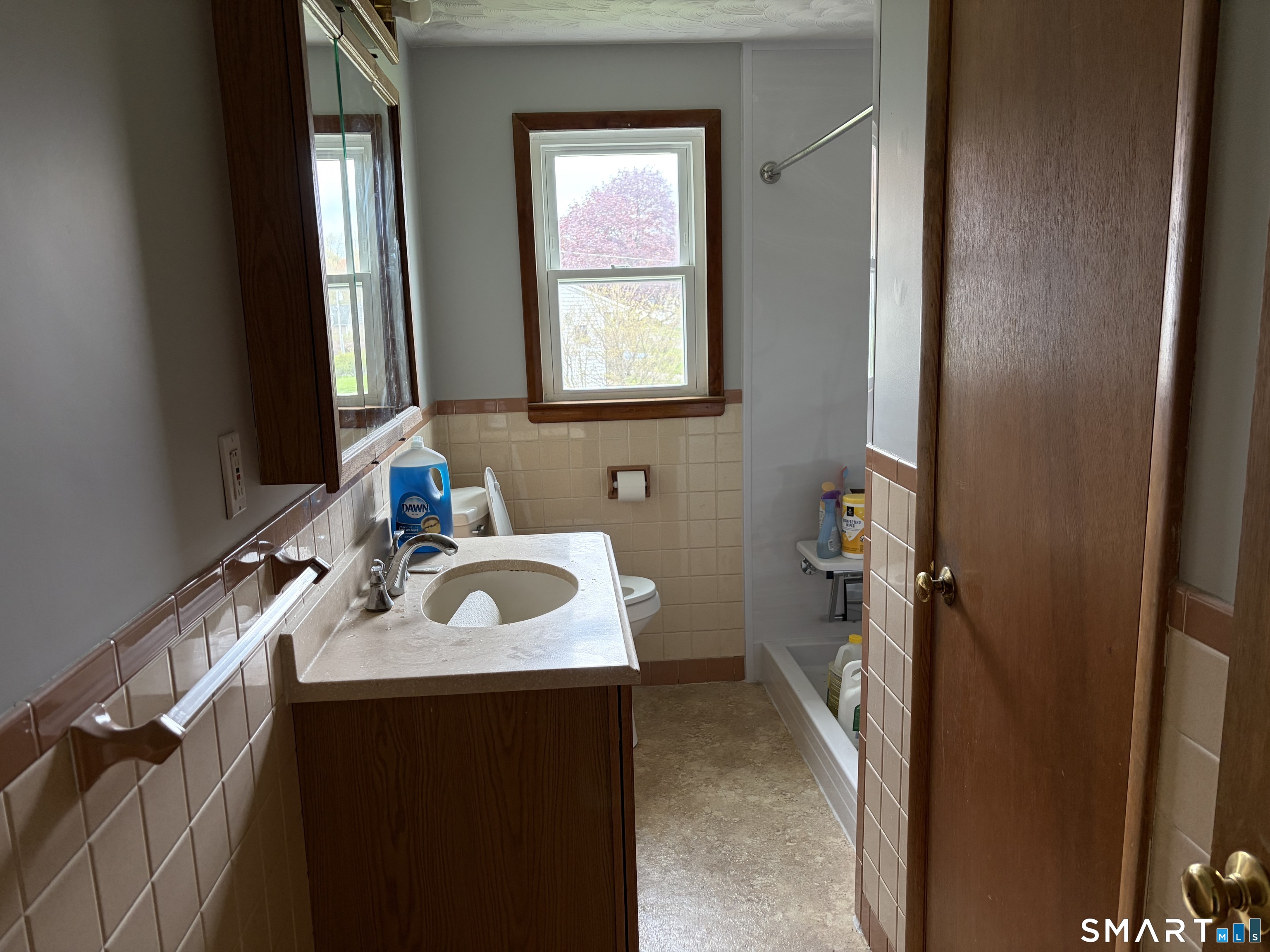 577 Old Post Road Tolland, CT 06084 - Photo 10 of 16