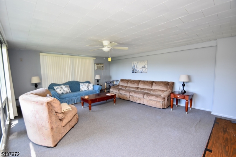 2 Elm Road Hamburg, NJ 07419 - Photo 3 of 18