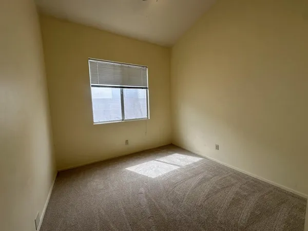 $2,395 | 3281 West Ross Drive, Chandler, AZ 85226
