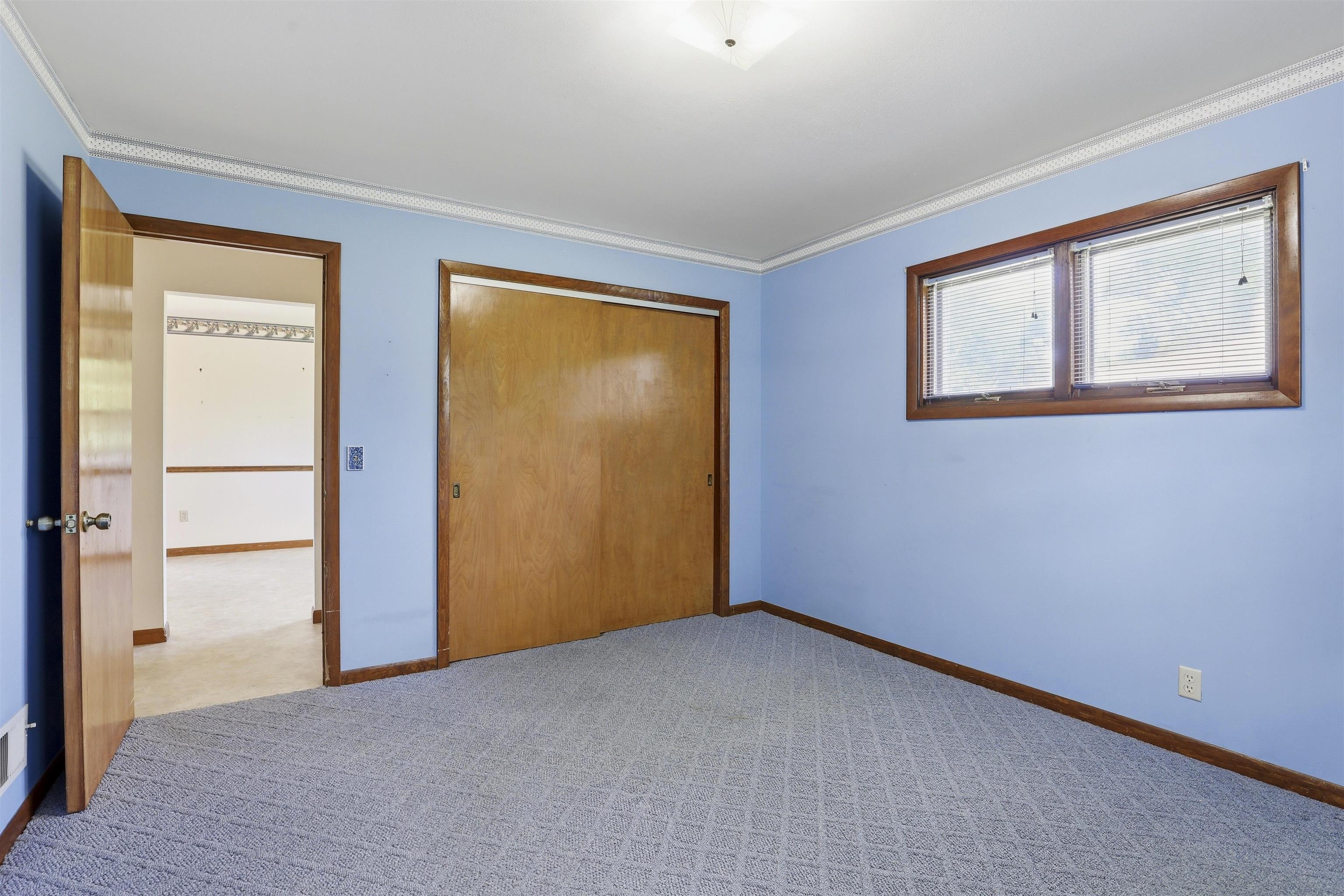 5400 Long Court Appleton, WI 54914 - Photo 17 of 38