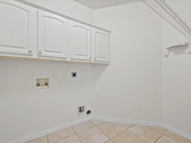 $3,600 | 1523 Orchard Park Drive, Houston, TX 77077