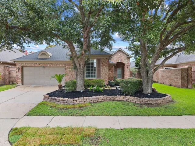 $3,600 | 1523 Orchard Park Drive, Houston, TX 77077