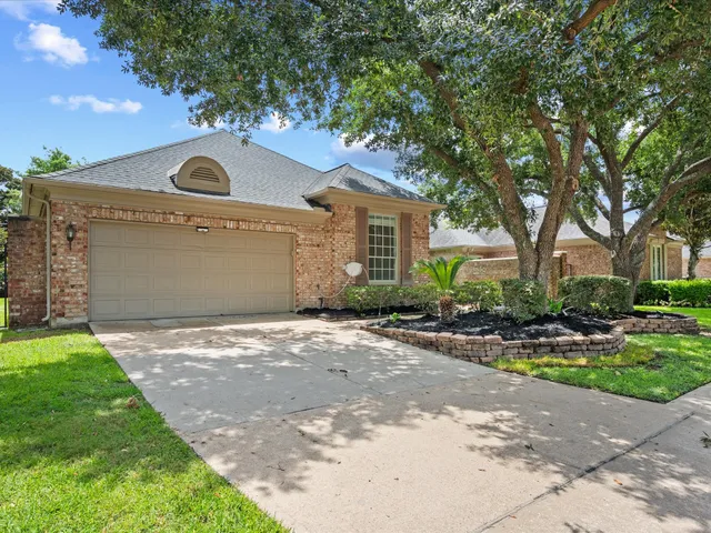 $3,600 | 1523 Orchard Park Drive, Houston, TX 77077