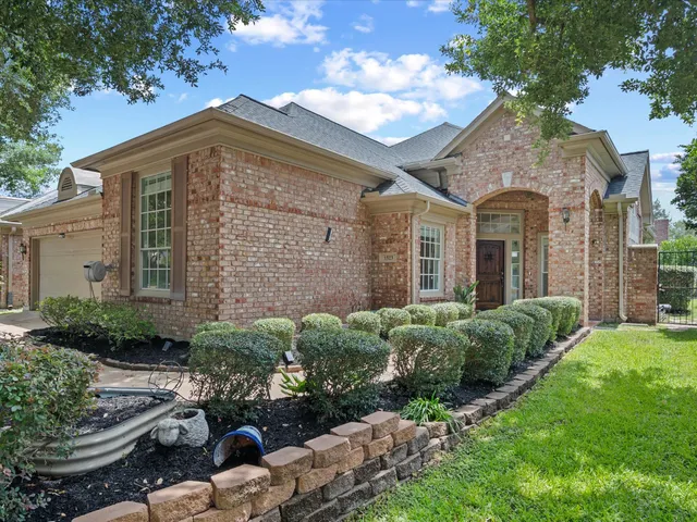 $3,600 | 1523 Orchard Park Drive, Houston, TX 77077