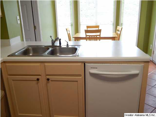 131 Crestmont Lane Pelham, AL 35124 - Photo 14 of 31