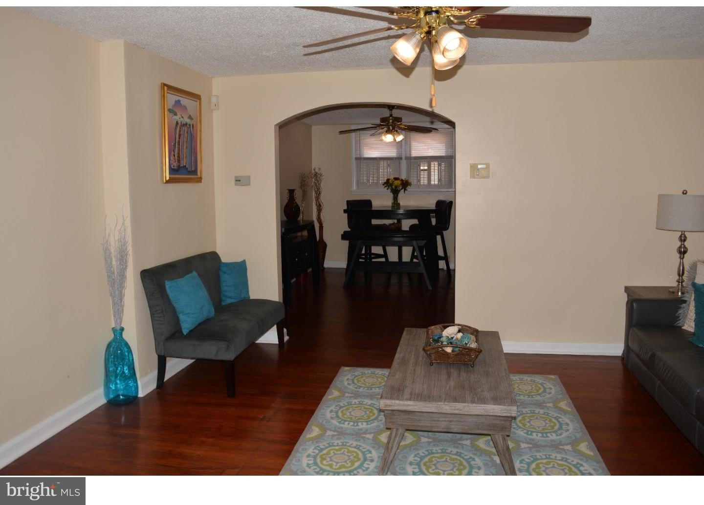209 Hampden Road Upper Darby, PA 19082 - Photo 7 of 24 Living Room