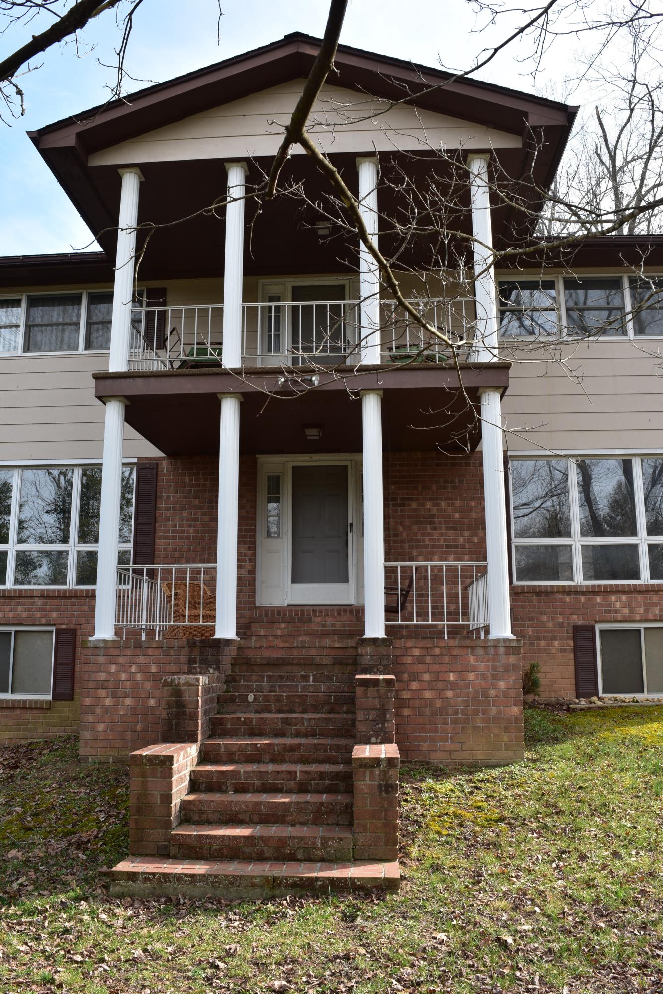 50 Lonnie Mann Road Hinton, WV 25951 - Photo 5 of 63 Gallery Image 5