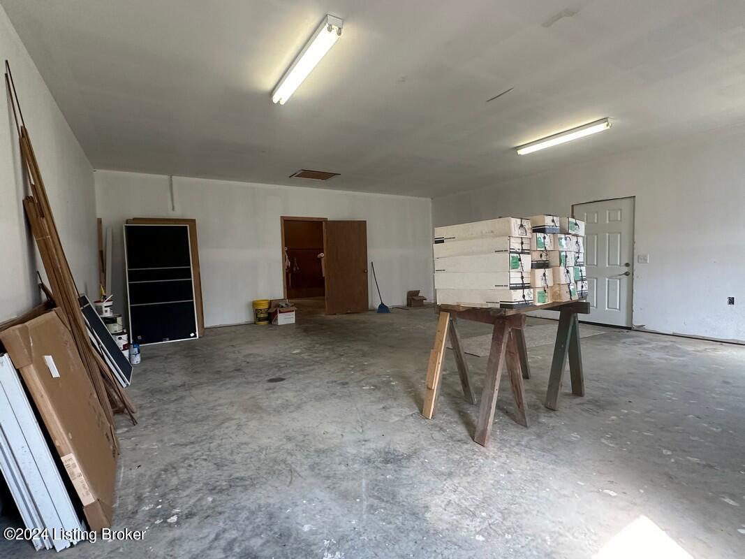 783 Lawrence Hayes Road Caneyville, KY 42721 - Photo 144 of 149 783 LH garage8