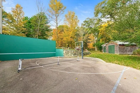 $7,500,000 | 70 Wilsondale Street, Dover, MA 02030