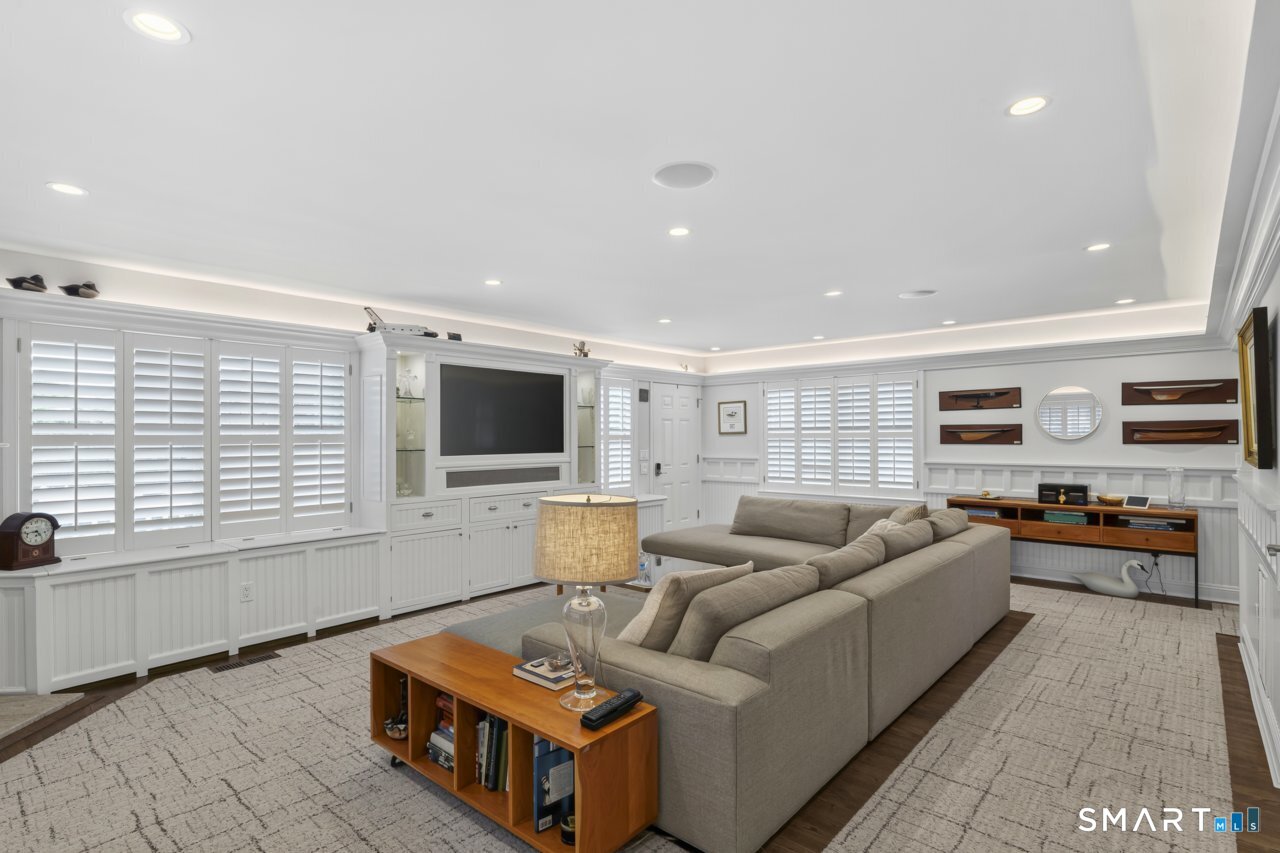 679 Fairfield Beach Road, Unit 679 Fairfield, CT 06824 - Photo 7 of 38 Plantation shutters and built-in storage.