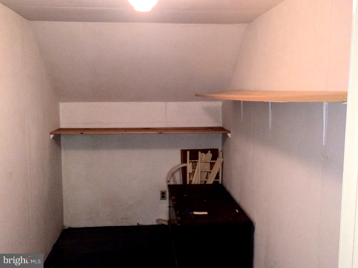 510 Sandy Bank Road Media, PA 19063 - Photo 12 of 18 Closet