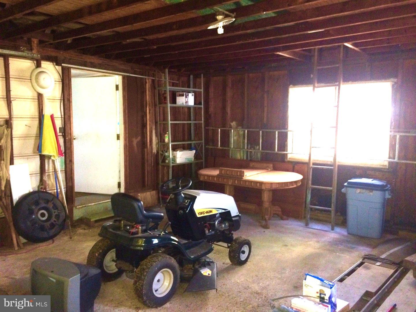 510 Sandy Bank Road Media, PA 19063 - Photo 17 of 18 Garage