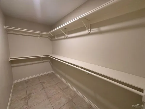 $1,700 | 2513 Antelope Cyn Street, Edinburg, TX 78541