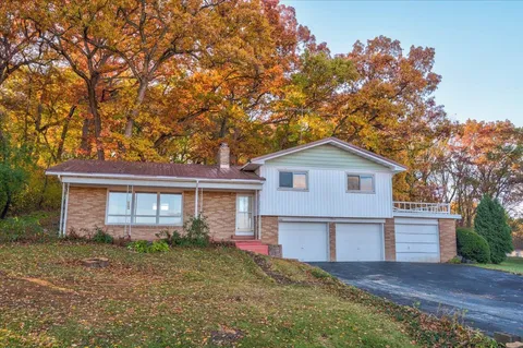 $359,000 | 3187 Siggelkow Road, McFarland, WI 53558