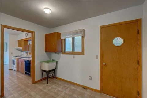 $359,000 | 3187 Siggelkow Road, McFarland, WI 53558