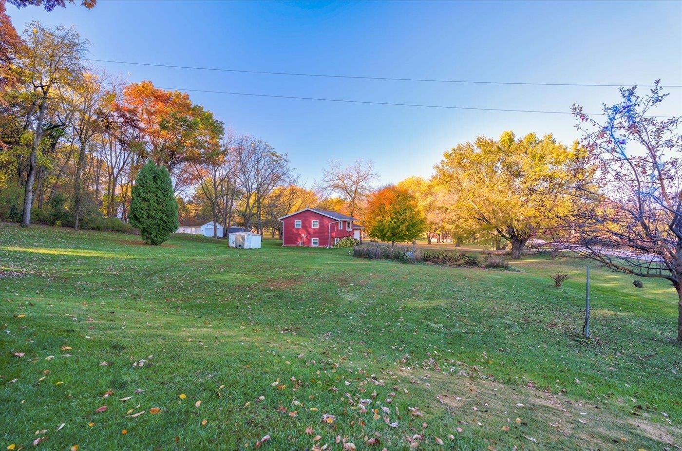 3187 Siggelkow Road McFarland, WI 53558 - Photo 2 of 31