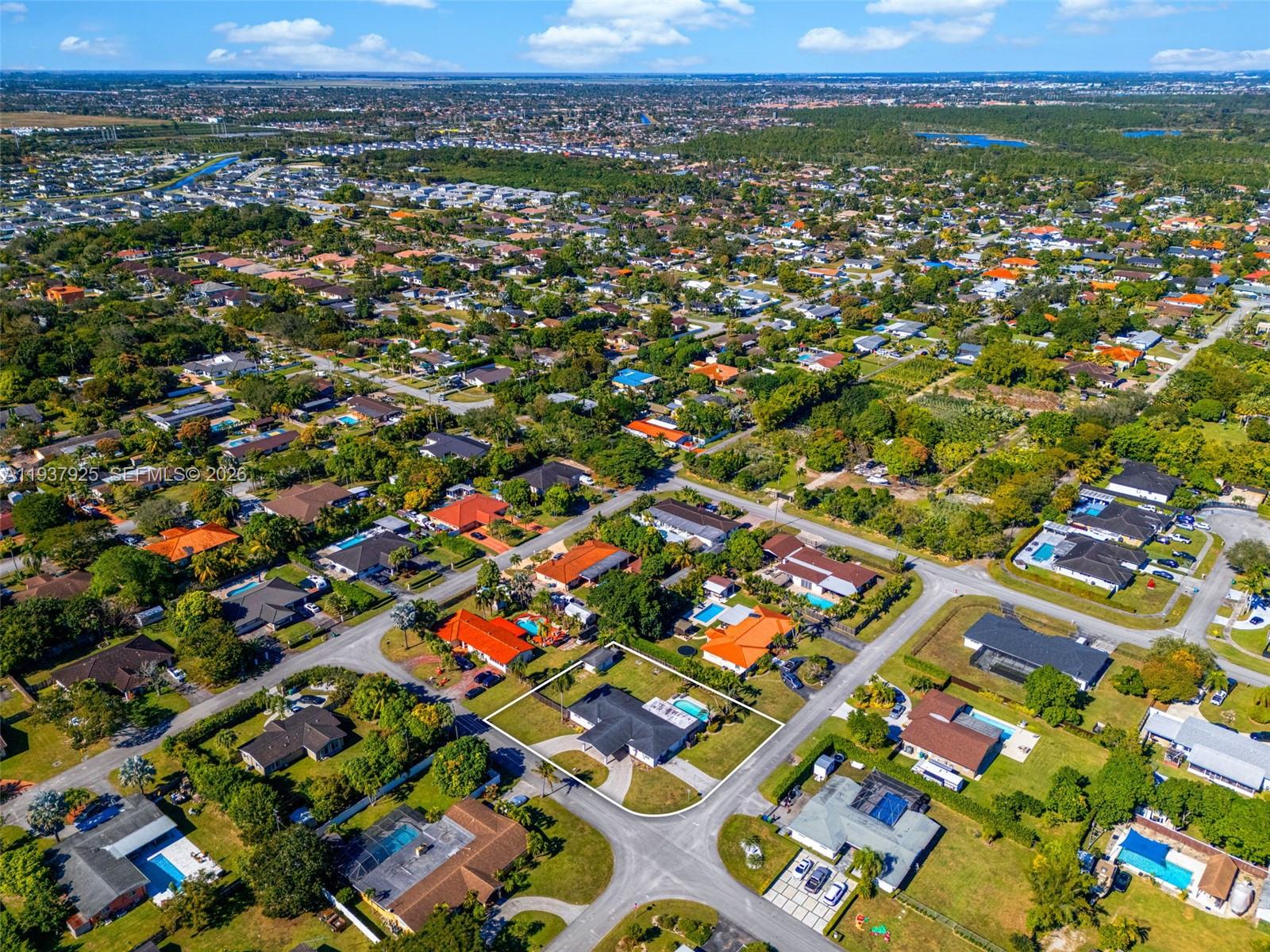 12805 Southwest 193rd Terrace Miami, FL 33177 - Photo 25 of 61