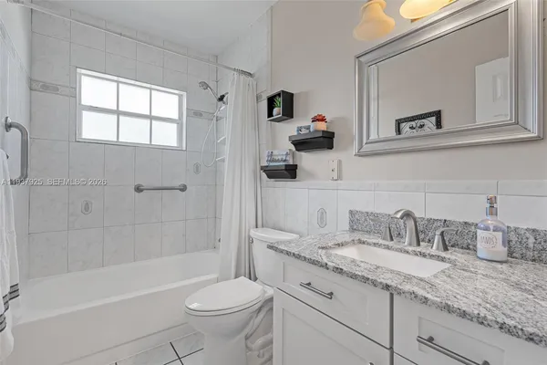 $1,100,000 | 12805 Southwest 193rd Terrace, Miami, FL 33177