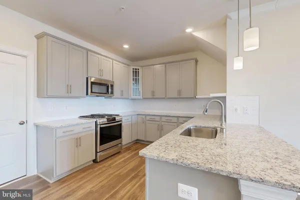 $3,000 | 2375 Stephanie Tessa Lane, Woodbridge, VA 22191