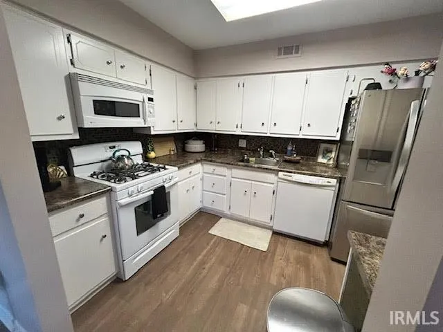 $162,500 | 5537 South Wayne Avenue, Fort Wayne, IN 46807