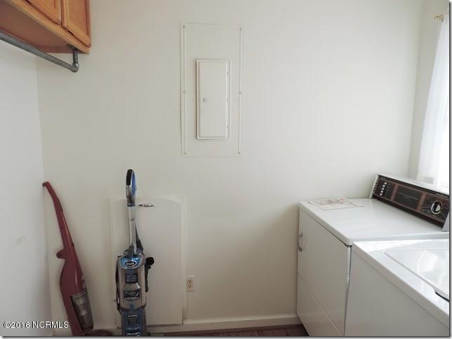 8116 Renfrow Road Kenly, NC 27542 - Photo 10 of 24 9 Laundry Room