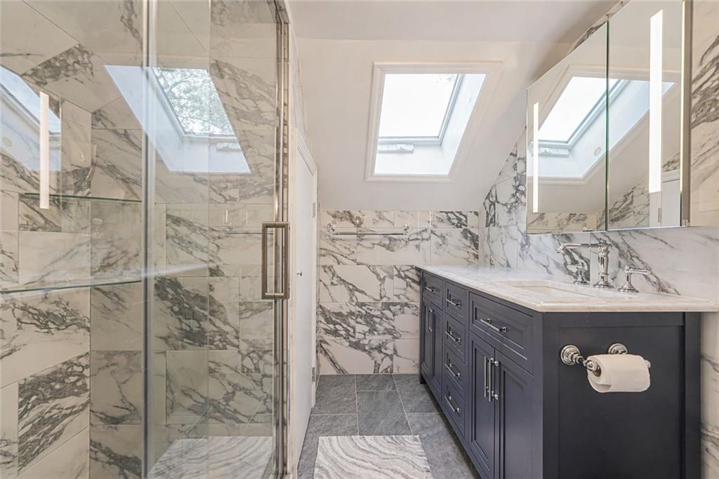 648 Bay Ridge Parkway Brooklyn, NY 11209 - Photo 20 of 31
