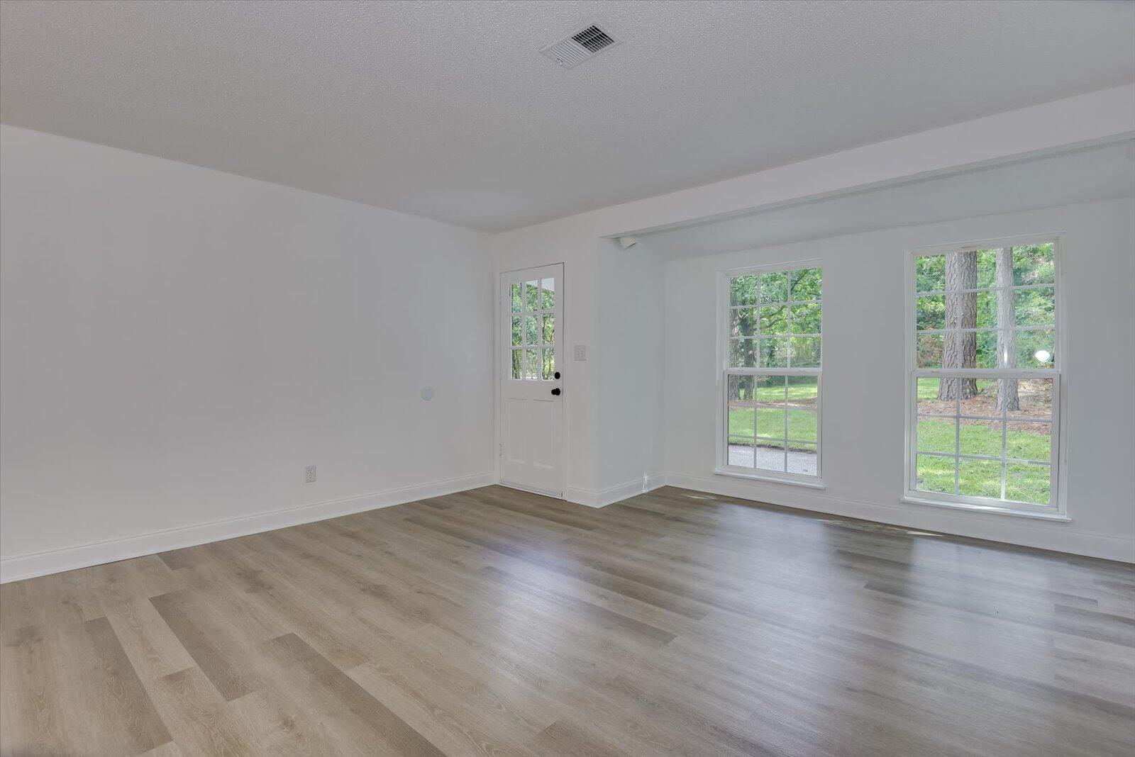 3119 Eagle Rock Road Augusta, GA 30909 - Photo 9 of 32 09-109-DSC_0968LRenfused
