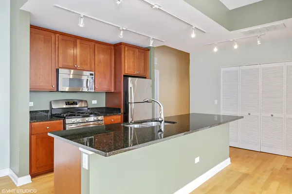 $2,600 | 2025 South Indiana Avenue, Unit 212, Chicago, IL 60616