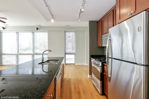 $2,600 | 2025 South Indiana Avenue, Unit 212, Chicago, IL 60616