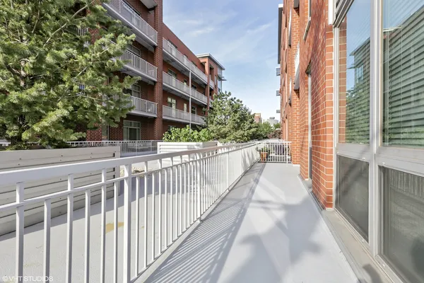 $2,600 | 2025 South Indiana Avenue, Unit 212, Chicago, IL 60616