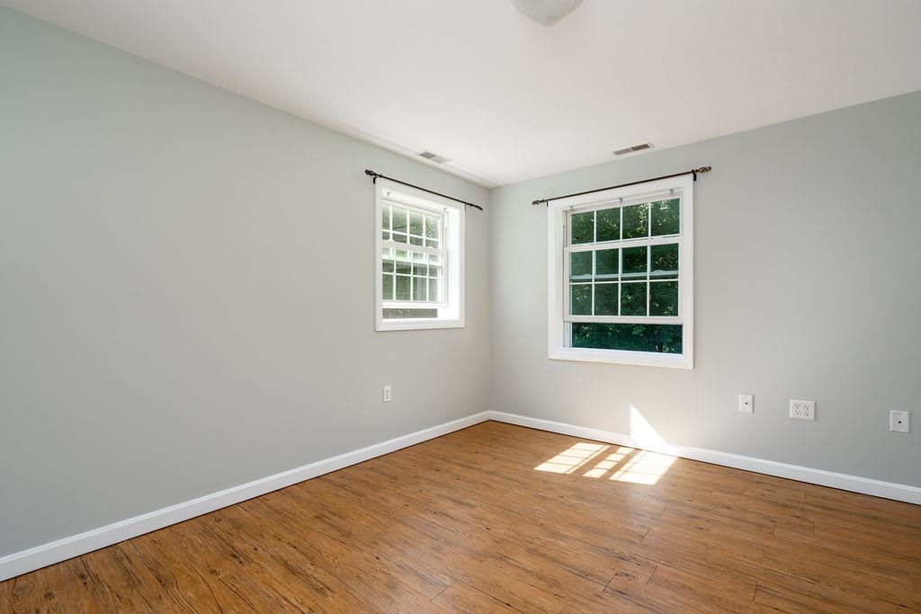 286 Addison Road Goffstown, NH 03045 - Photo 19 of 52