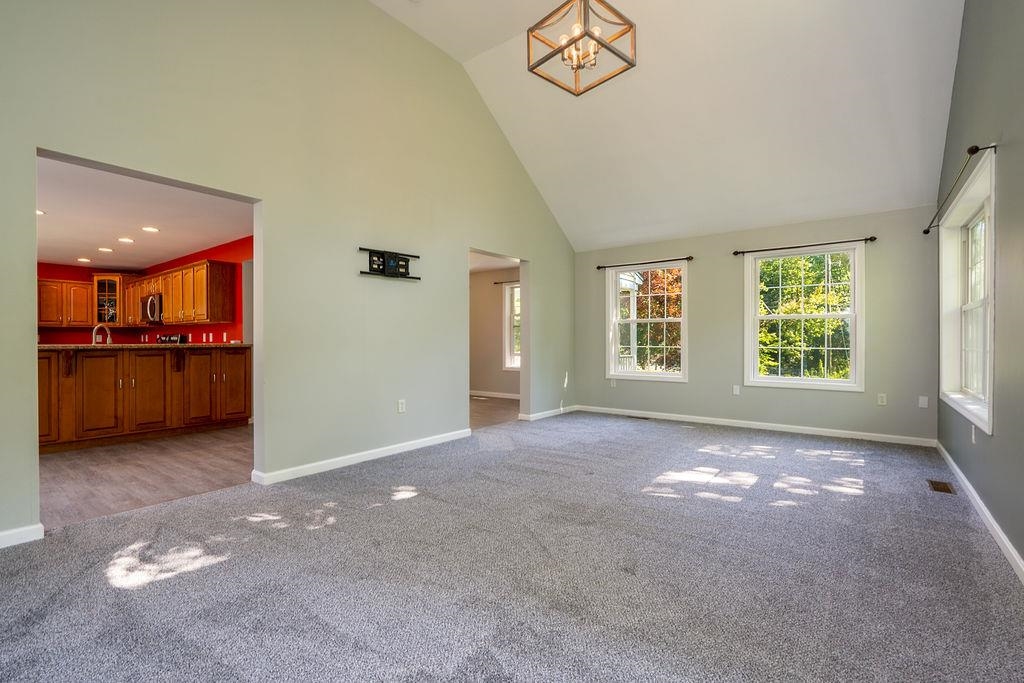 286 Addison Road Goffstown, NH 03045 - Photo 8 of 52