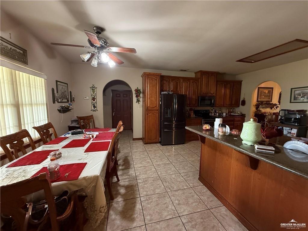 2725 Cesar Chavez Road San Juan, TX 78589 - Photo 8 of 17