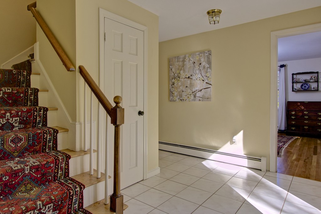 19 Olde Coach Road Westborough, MA 01581 - Photo 3 of 30 Gallery Image 3