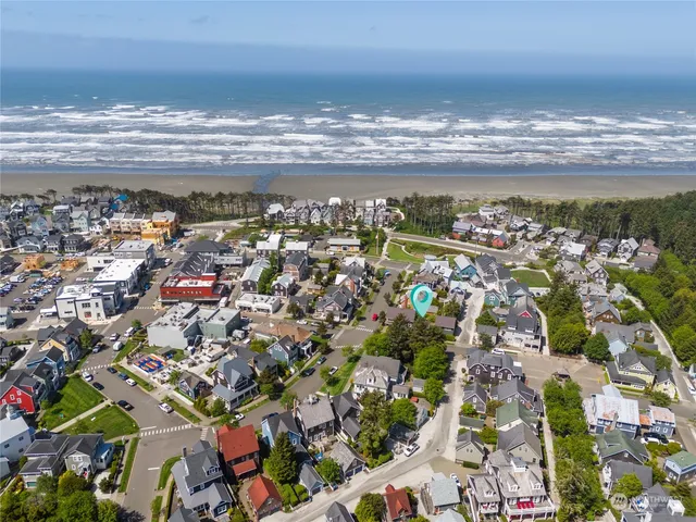 $850,000 | 71 Campfire Lane, Pacific Beach, WA 98571