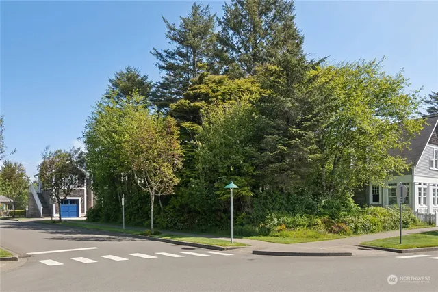 $850,000 | 71 Campfire Lane, Pacific Beach, WA 98571