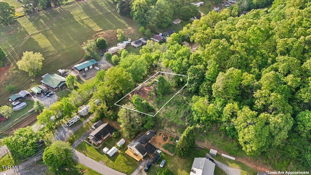 112 Grant Parlier Road Elizabethton, TN 37643 - Photo 22 of 22 22-DJI_20260429182845_0581_D.JPG