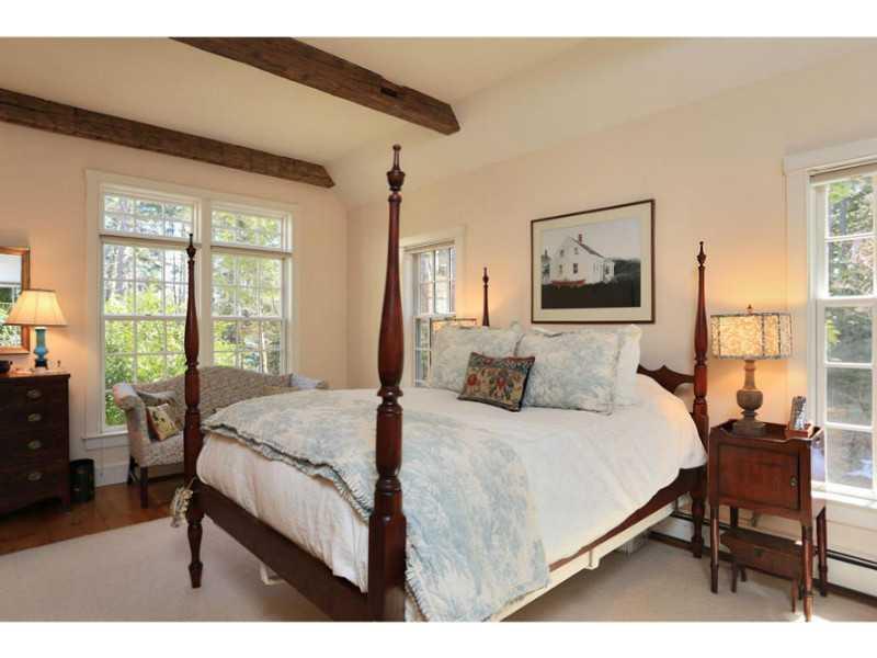 88 Mc Kown Point Road Boothbay Harbor, ME 04575 - Photo 19 of 34 Master Bedroom.