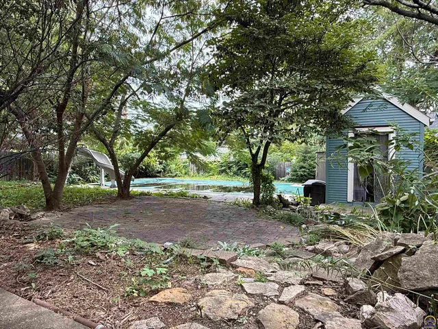 $315,000 | 307 South Pearl Street, Paola, KS 66071