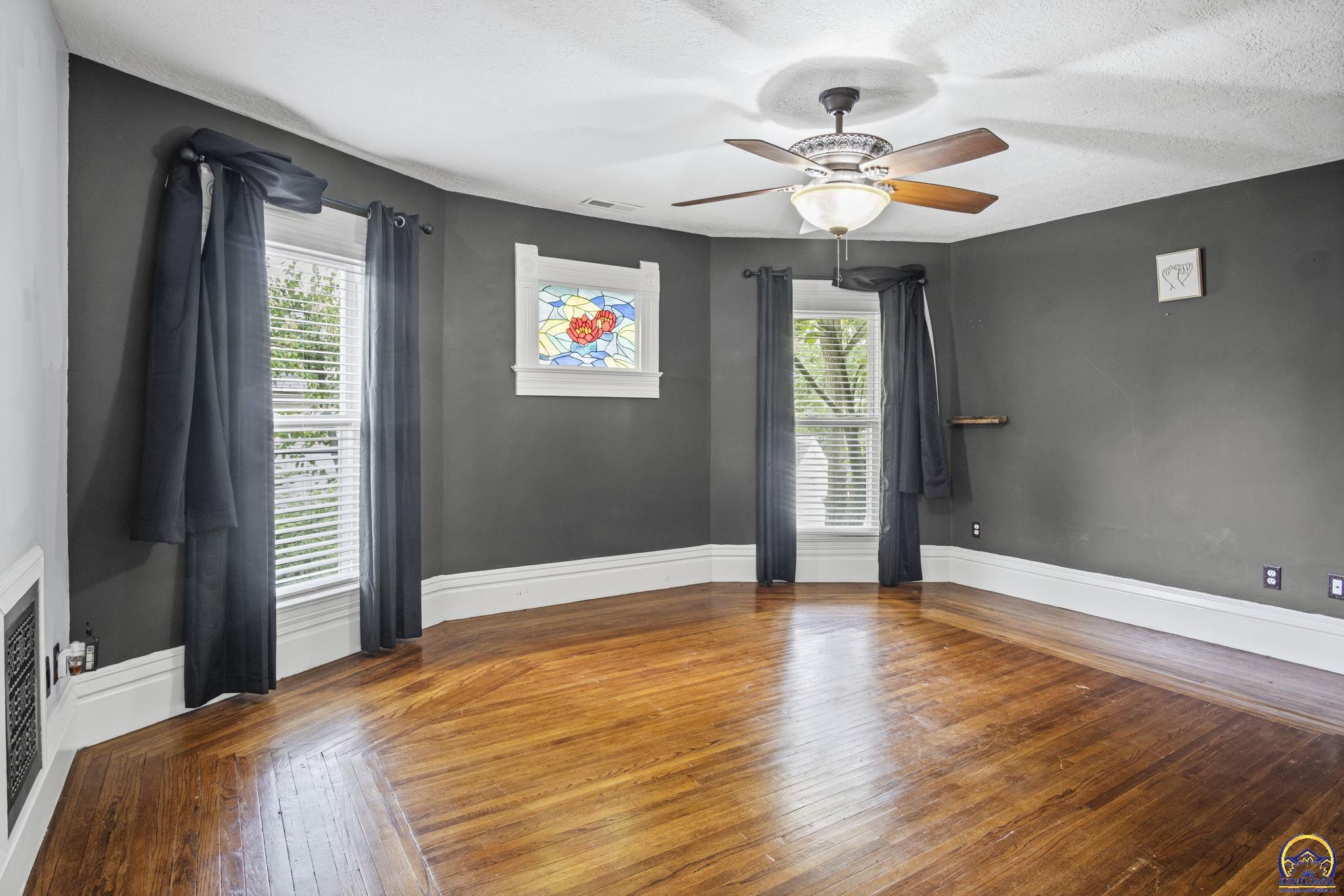 307 South Pearl Street Paola, KS 66071 - Photo 21 of 37