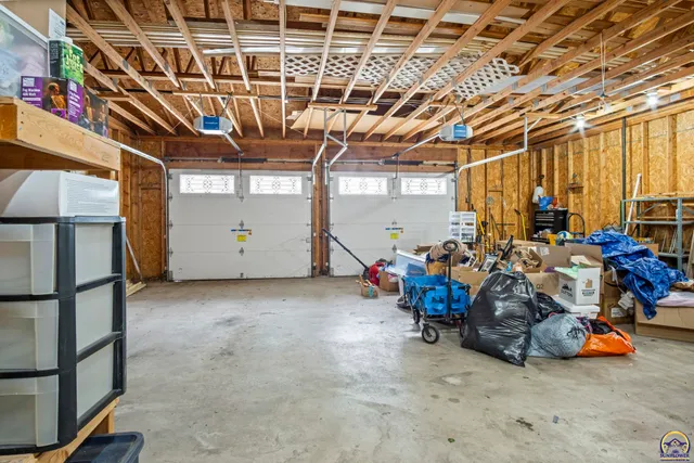 $315,000 | 307 South Pearl Street, Paola, KS 66071