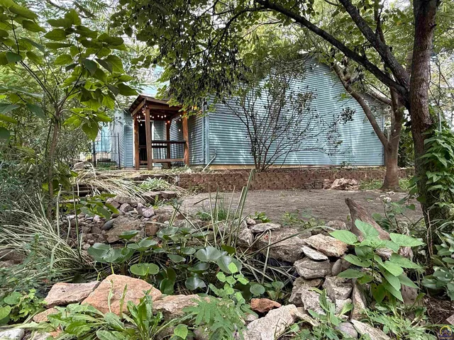 $315,000 | 307 South Pearl Street, Paola, KS 66071