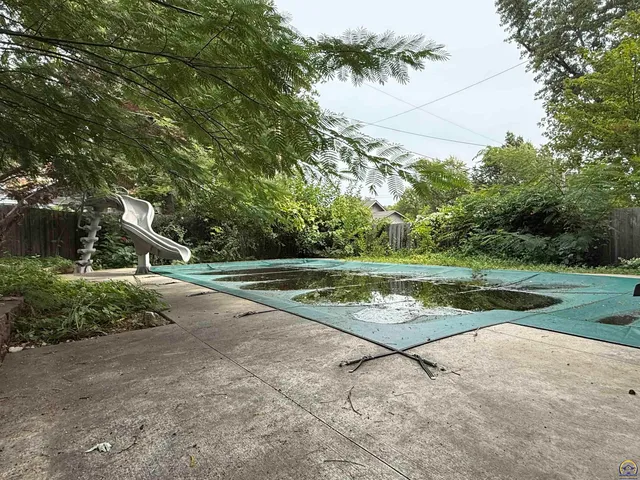 $315,000 | 307 South Pearl Street, Paola, KS 66071