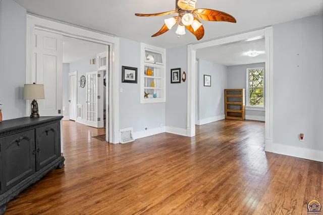 $315,000 | 307 South Pearl Street, Paola, KS 66071