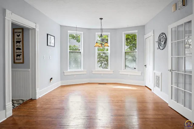 $315,000 | 307 South Pearl Street, Paola, KS 66071