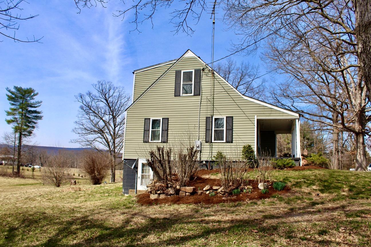 8862 Community Center Road Bridgewater, VA 22812 - Photo 5 of 29 a view of a house with a yard
