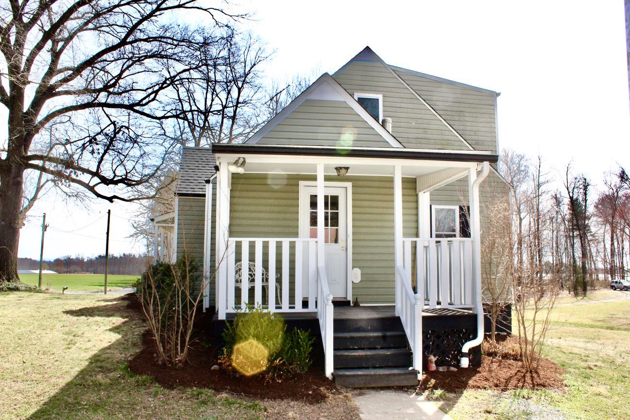 8862 Community Center Road Bridgewater, VA 22812 - Photo 10 of 29 a front view of a house with garden