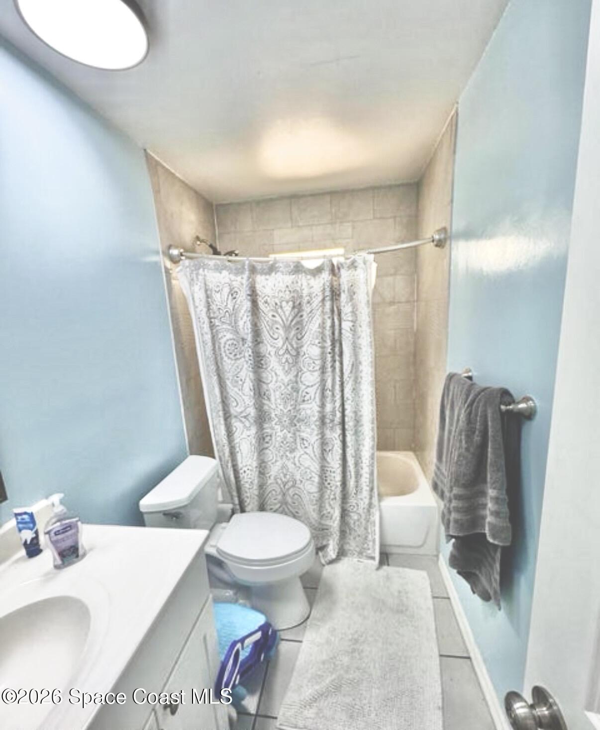 938 Brunswick Lane Rockledge, FL 32955 - Photo 8 of 21 Guest Bath