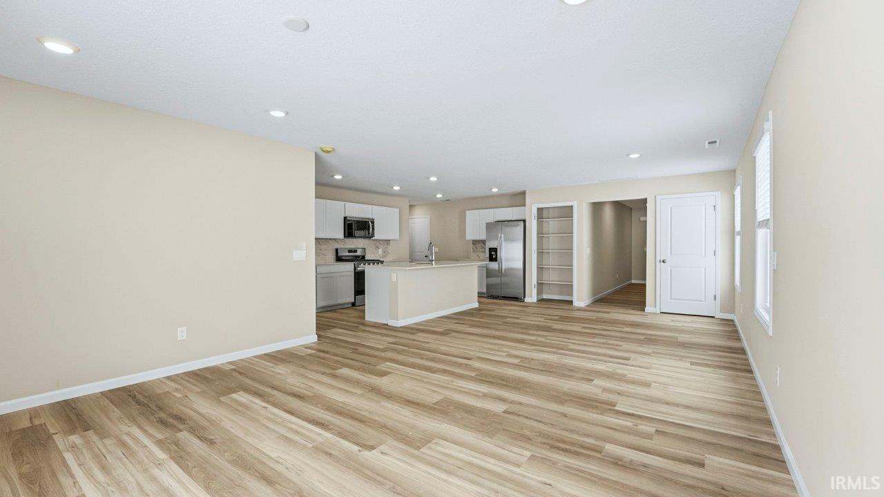 1007 Stuckey Pointe Pass Fort Wayne, IN 46818 - Photo 2 of 35 Gallery Image 2