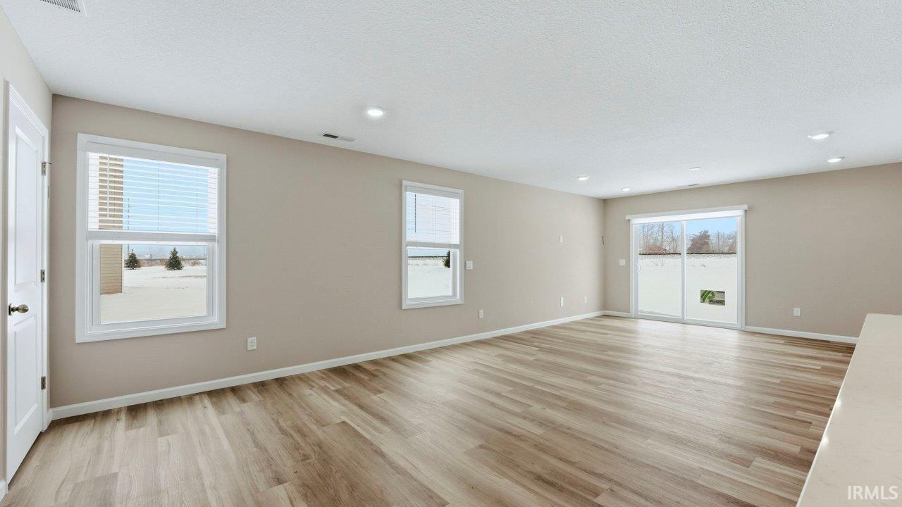 1007 Stuckey Pointe Pass Fort Wayne, IN 46818 - Photo 3 of 35 Gallery Image 3